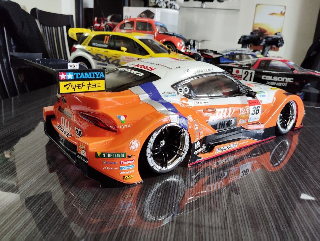 タミヤau TOMS GR Supra 完成ボディ