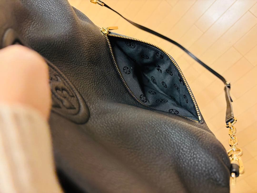 TORY BURCH トリーバーチ ショルダーバッグ ブラック レザー