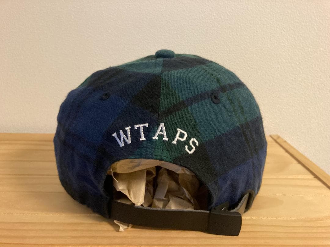 wtaps neighborhood descendant challenger