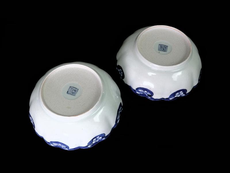 古伊万里　染付　墨弾き　梅花に舞鶴紋の図　膾皿　２客　E520AS-COd