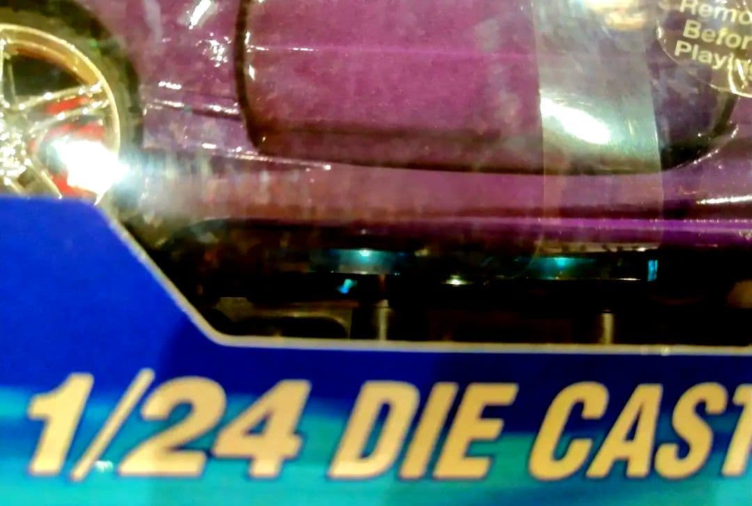 SKYLINE GT-R R34 1/24 ダイキャストモデ 光る模型