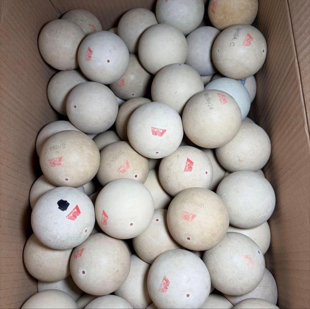 早い者勝ち】ソフトテニス ボール アカエム 5ダース 60球 中古 - メルカリ