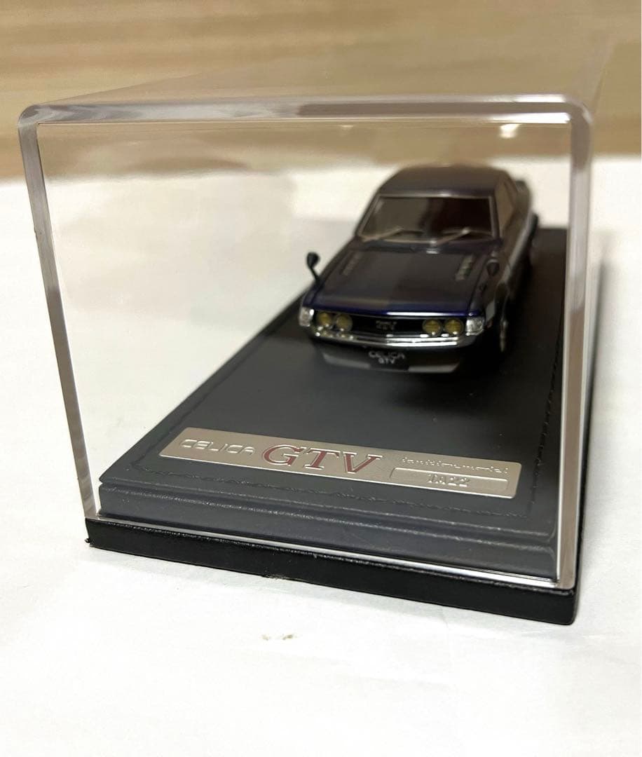 イグニッションモデル　1/43 トヨタ　セリカ　1600GTV パープル