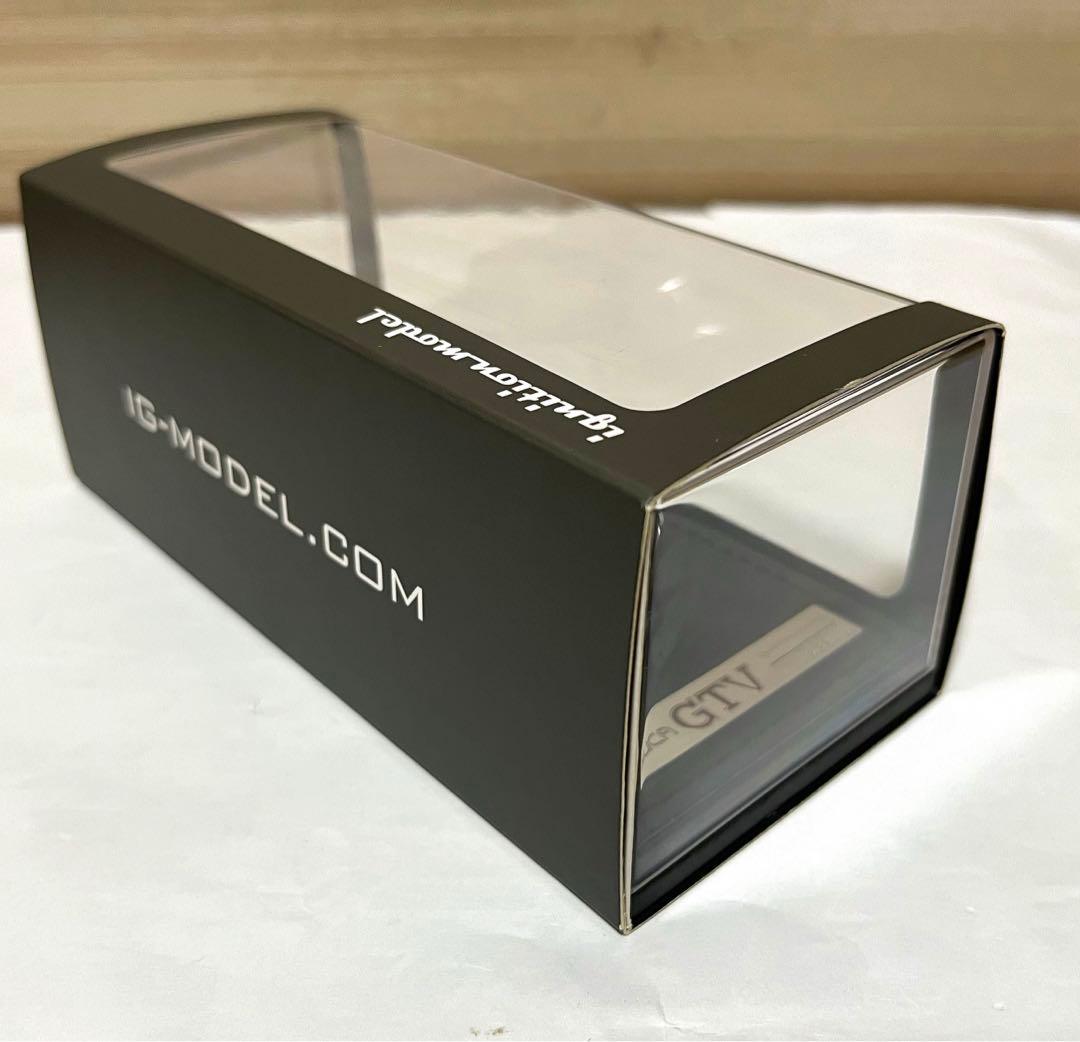 イグニッションモデル　1/43 トヨタ　セリカ　1600GTV パープル