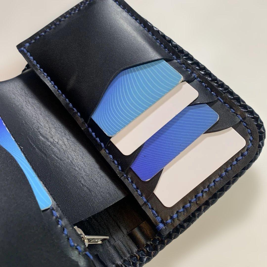 ハンドメイドレザークラフトダイヤモンドパイソンミドルウォレット牛レース編紺色