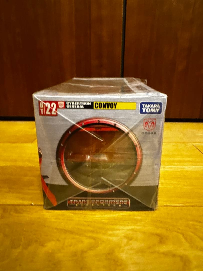 TAKARA TOMY T122 CONVOY RAM SRT-10 1:24