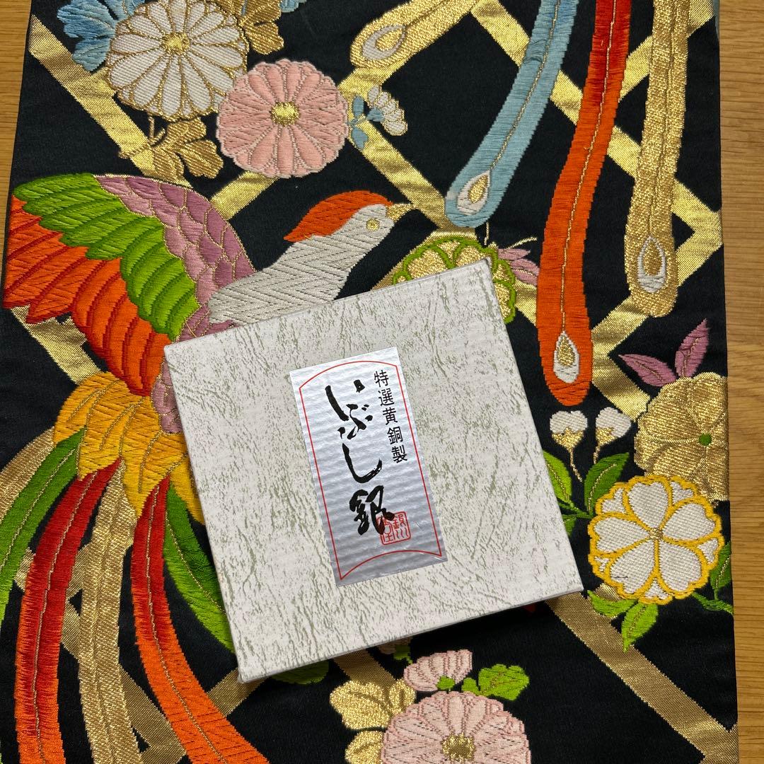 黄銅製　いぶし銀　茶托　銀川堂　鎚起銅器