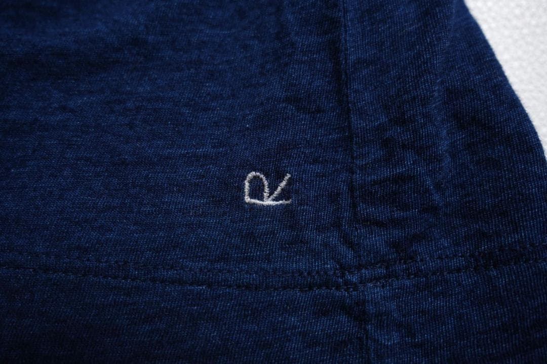 45R ハケ目カットワーク×天竺のキャミソール（インディゴ）.