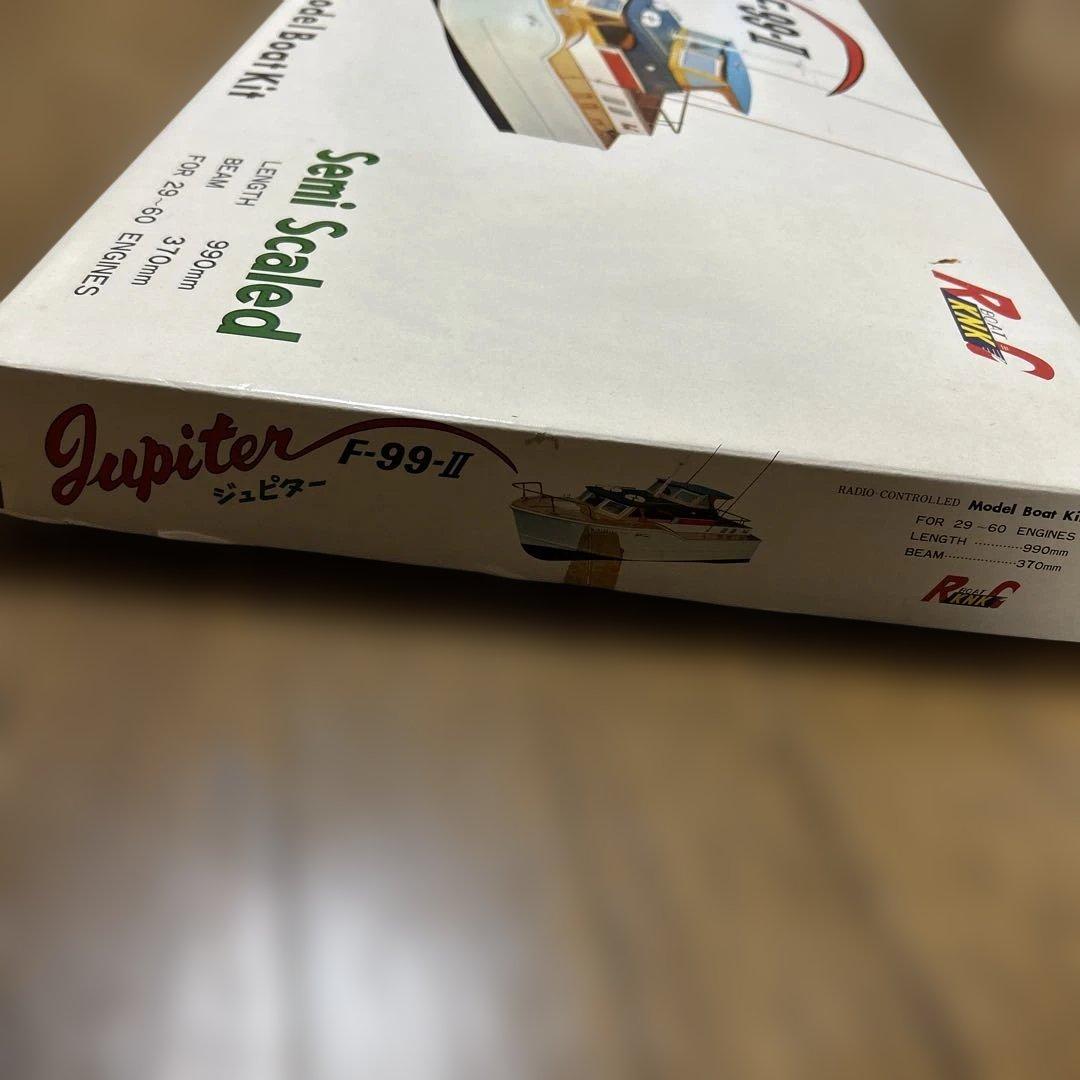 Jupiter F-99-II ラジオコントロールモデルボートキット　写真全て