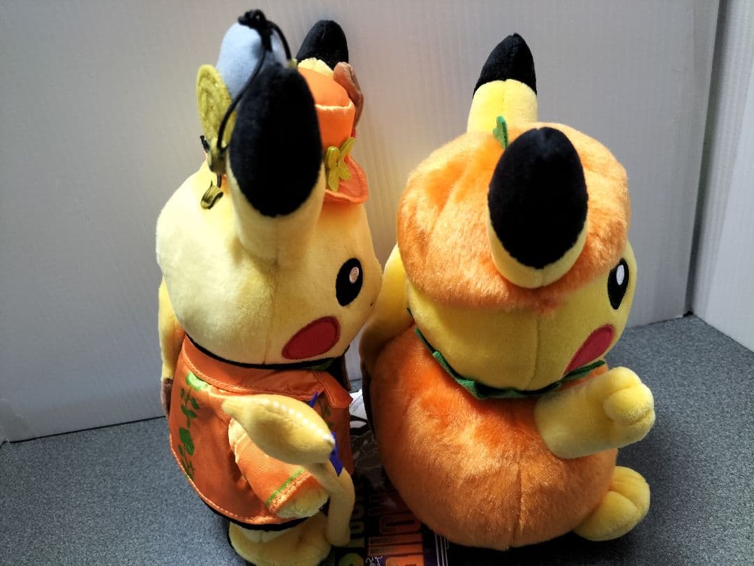 ポケモンセンター　ハロウィンぬいぐるみ　ピカチュウセット