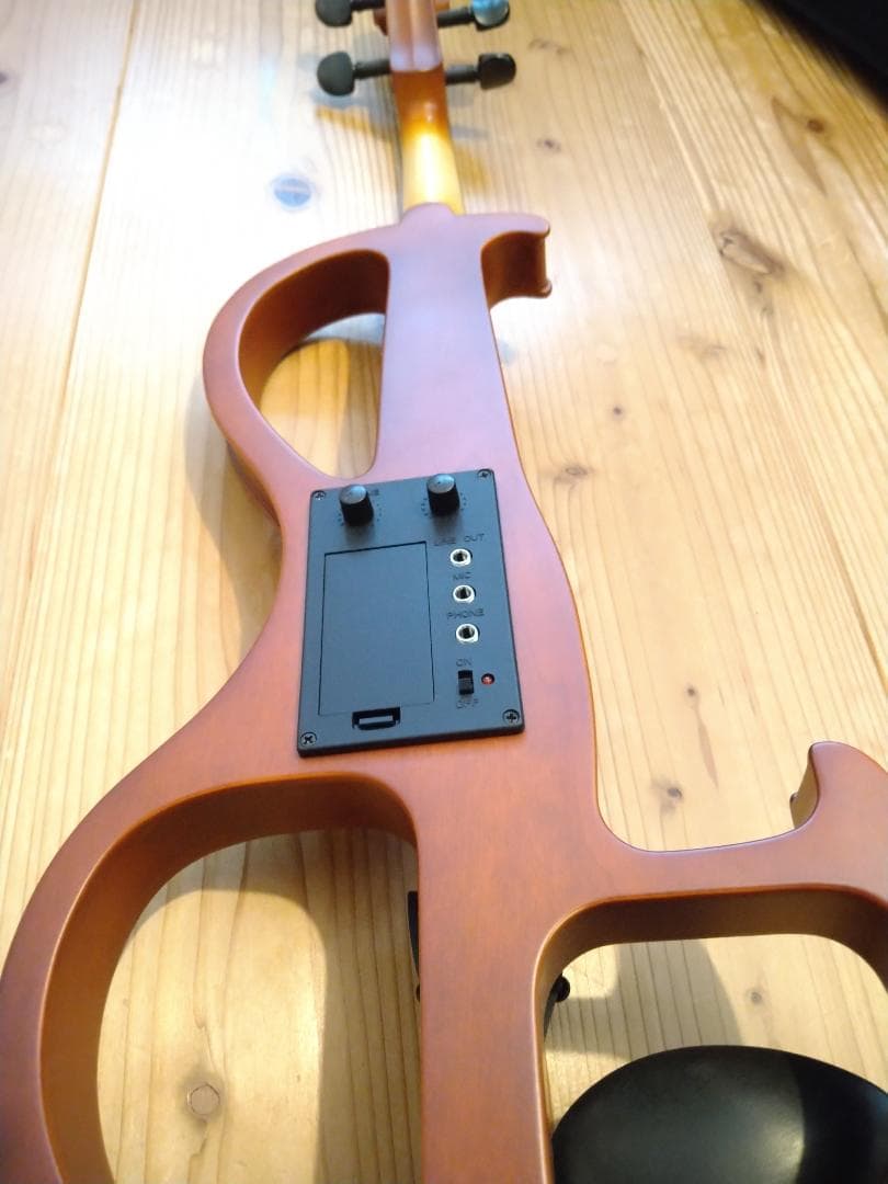 PLAYTECH PSV100BR エレクトリックバイオリン 4/4サイズ