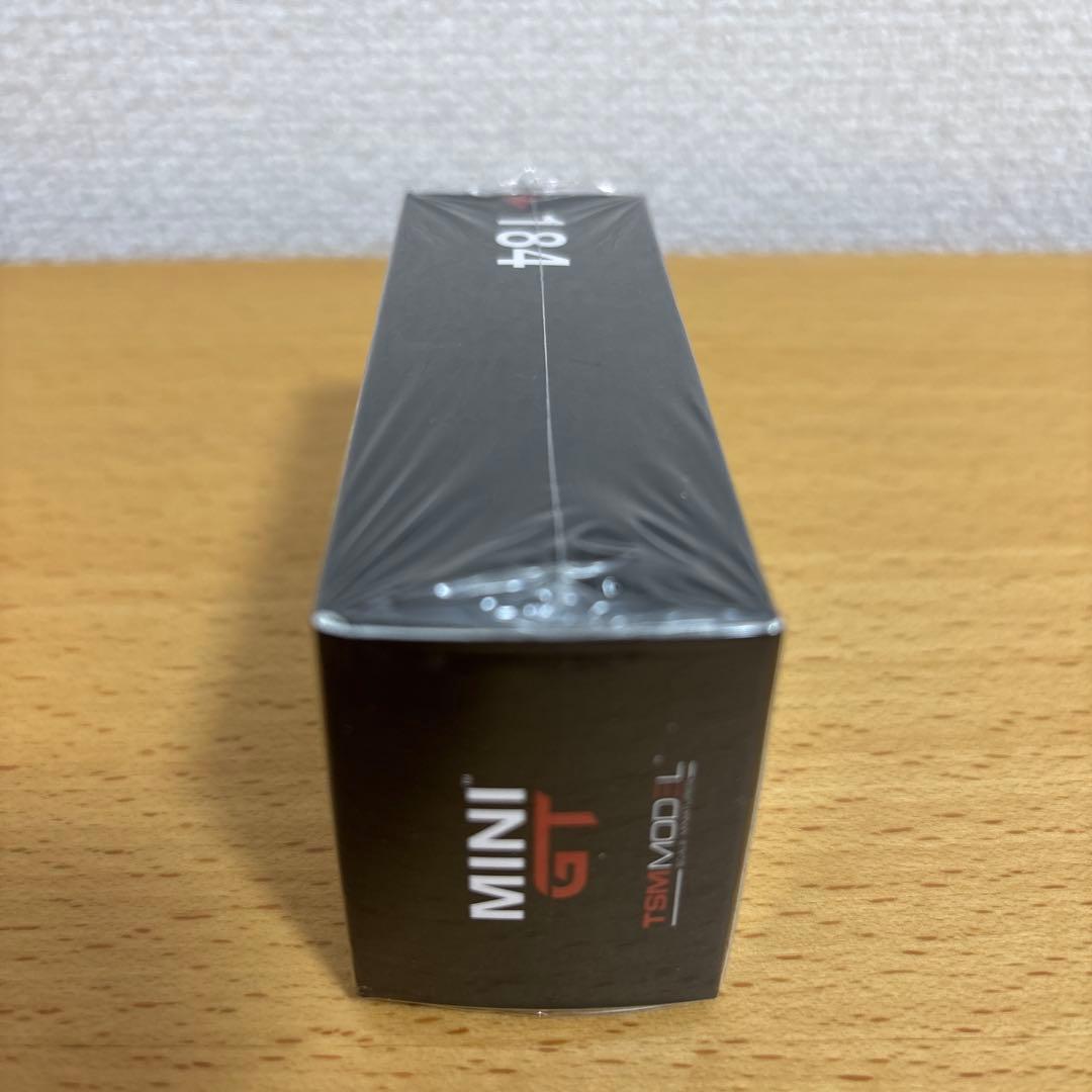 か*ゅ様 新品未開封　LBWK Nissan GT-R Light Blue #