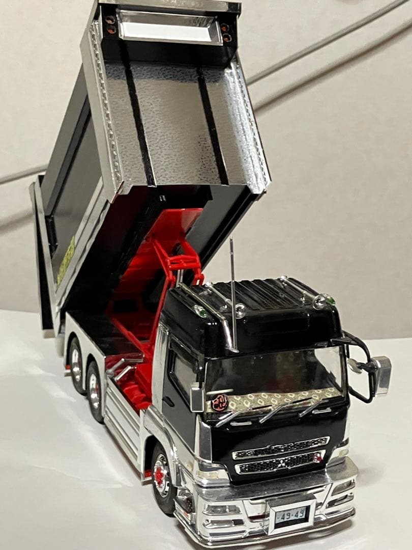 デコトラダンプ、スパグレ、デカ箱ダンプ、プラモデル1／32完成品