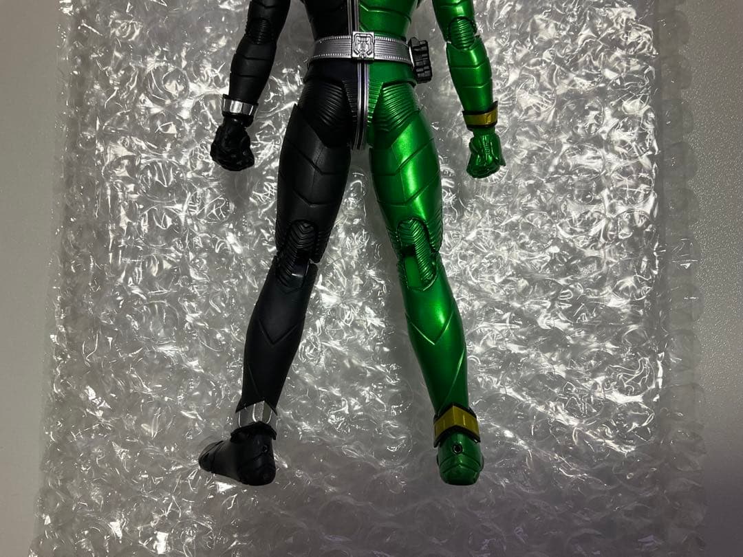 【中古品】S.H.Figuarts（真骨彫製法）仮面ライダーW サイクロンスカル