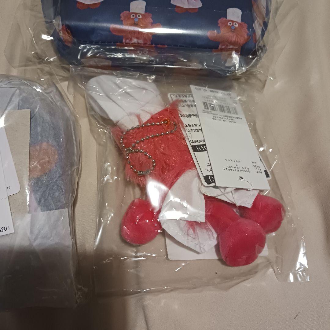 セサミストリート ゴンガー　 ぬいぐるみ・ポーチセット　新品