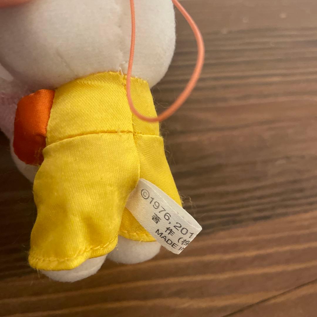 希少】足立病院 ハローキティ 赤ちゃんマスコット ストラップ付き