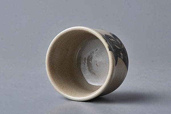 k376 文字ぐい呑み　酒器　盃　箱合　骨董