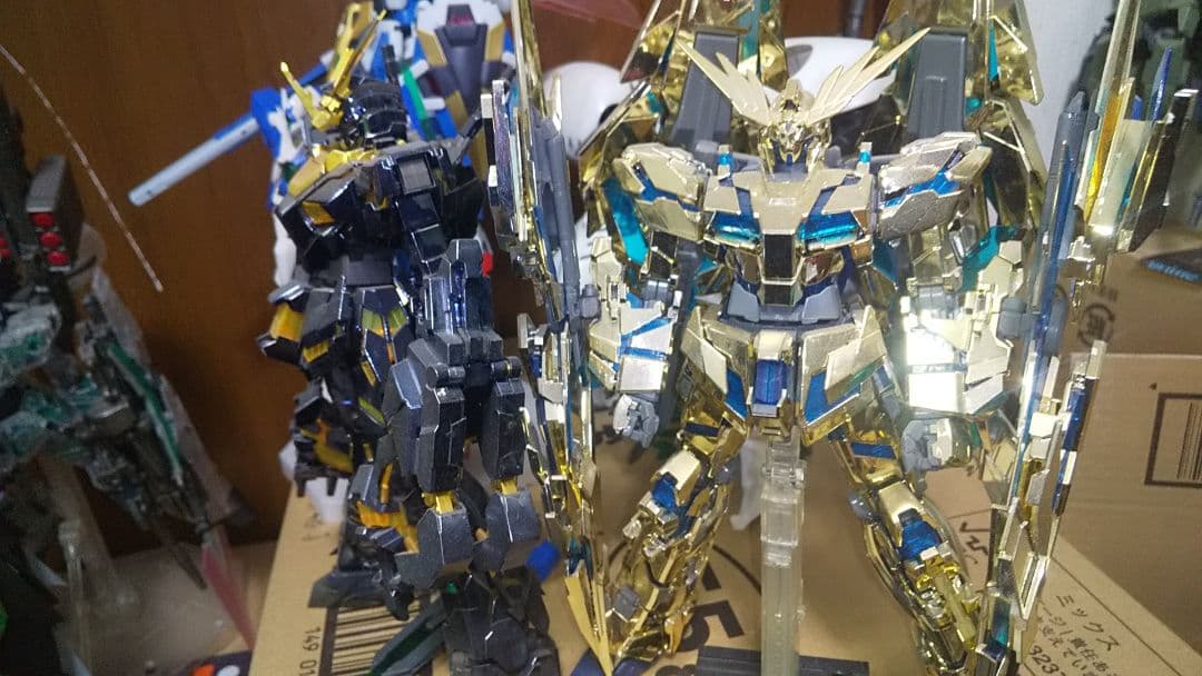 ガンプラセットＭＧ画像２も御覧くださいませ商品増やしました‼️