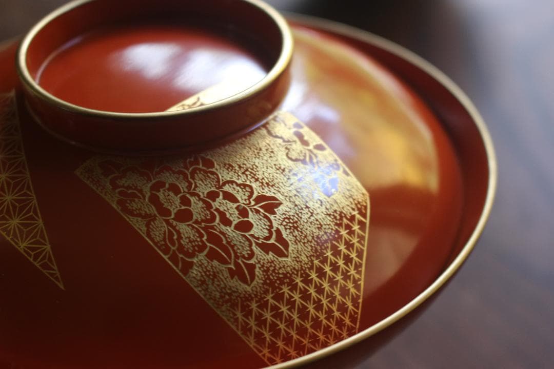 時代逸品！上質朱漆に極上花文沈金の大椀2点（検漆器