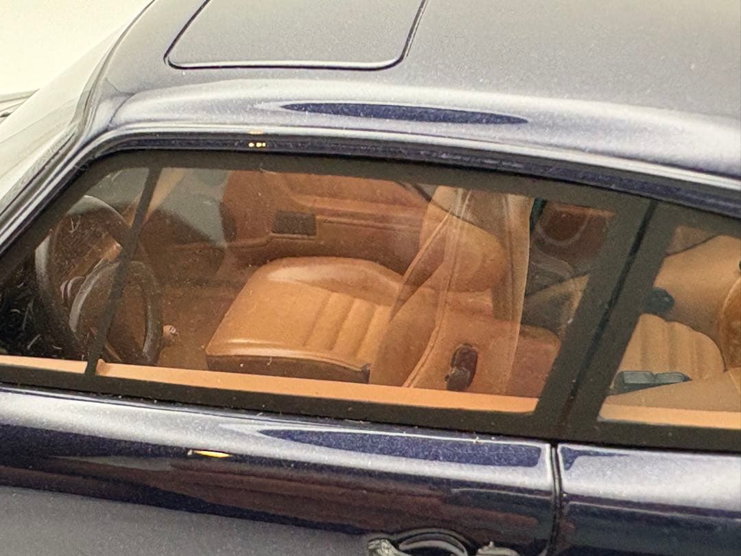 ミニカー Porsche930Turbo Slant Nose896/1000 1/18