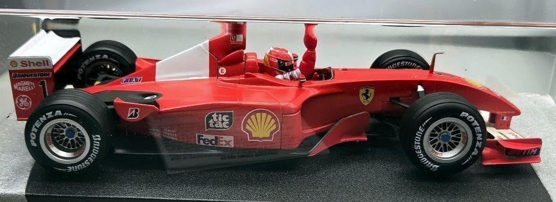 Ferrari　F2001 BBR 1/18 Mシューマッハワールドチャンピオン