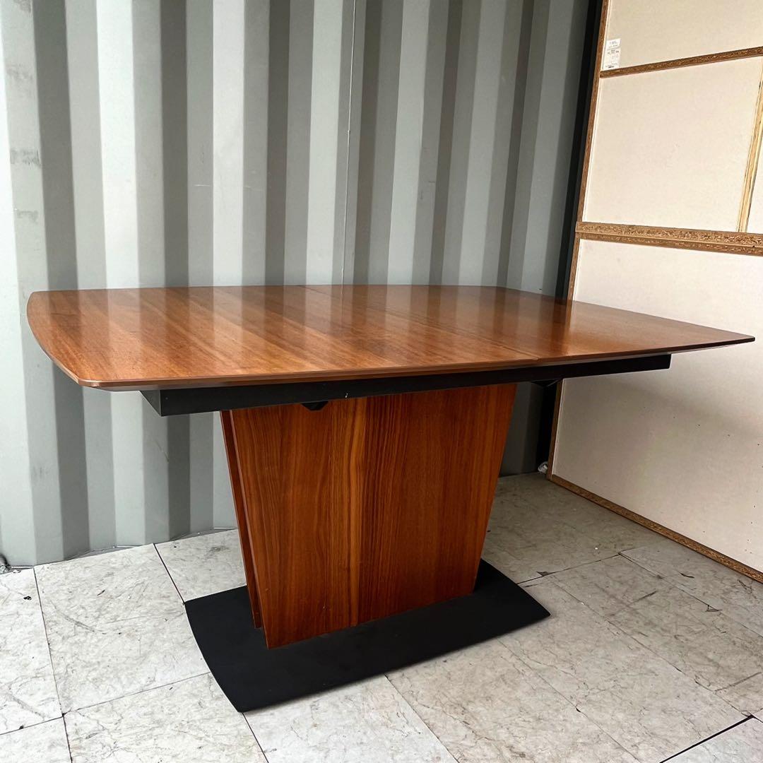 取付無料！ボーコンセプト ミラノ 北欧デンマーク モダン伸長式ダイニングテーブル