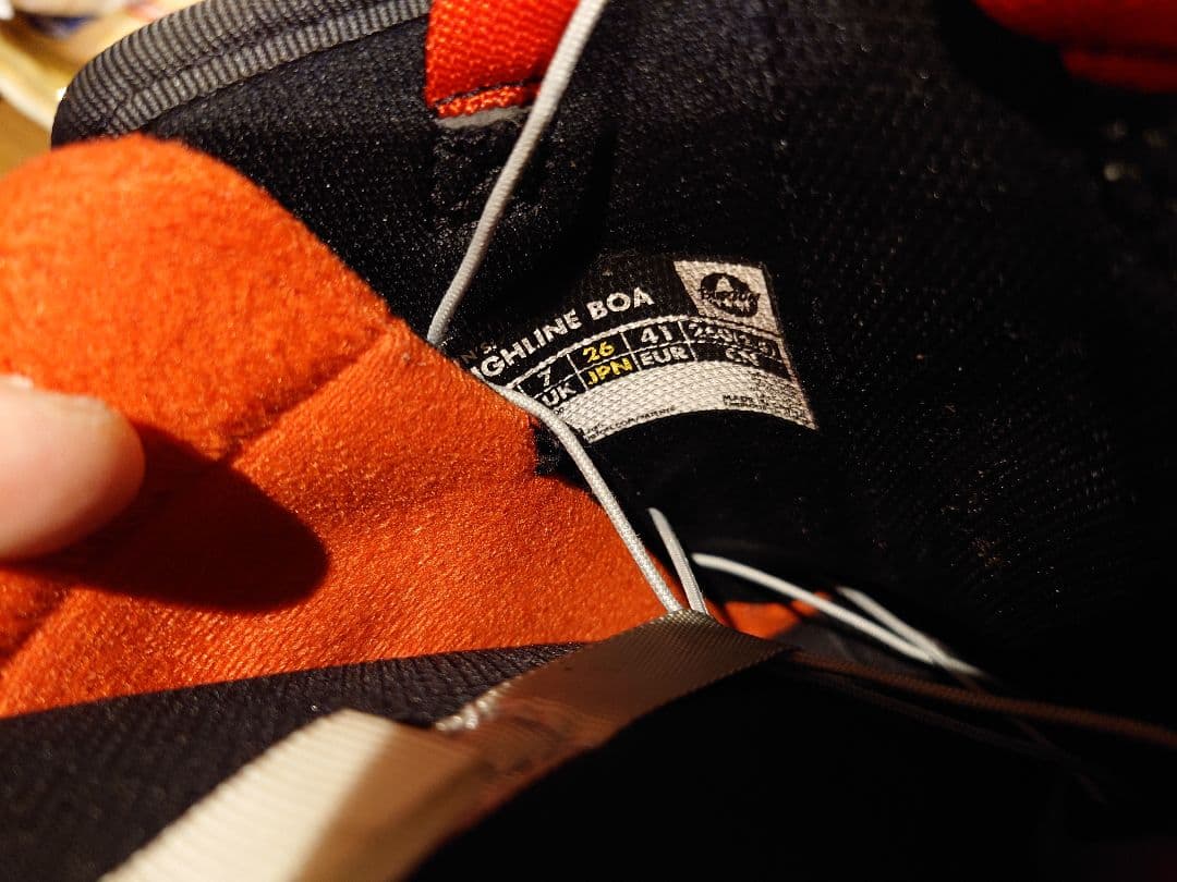 【バートン　ボア】スノーボードブーツ 26センチ