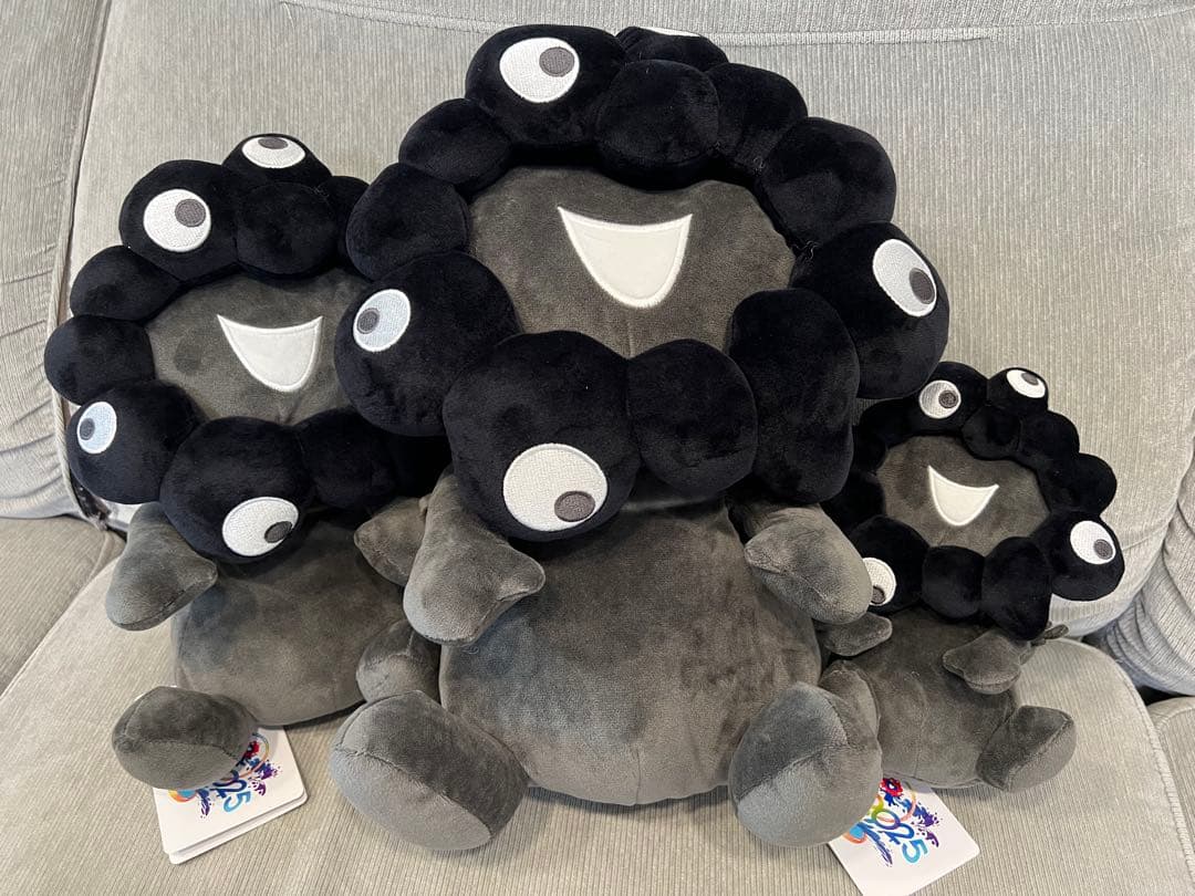 大阪関西万博限定♡お手玉風ぬいぐるみ 黒（S/M/L）セット 黒ミャクミャク