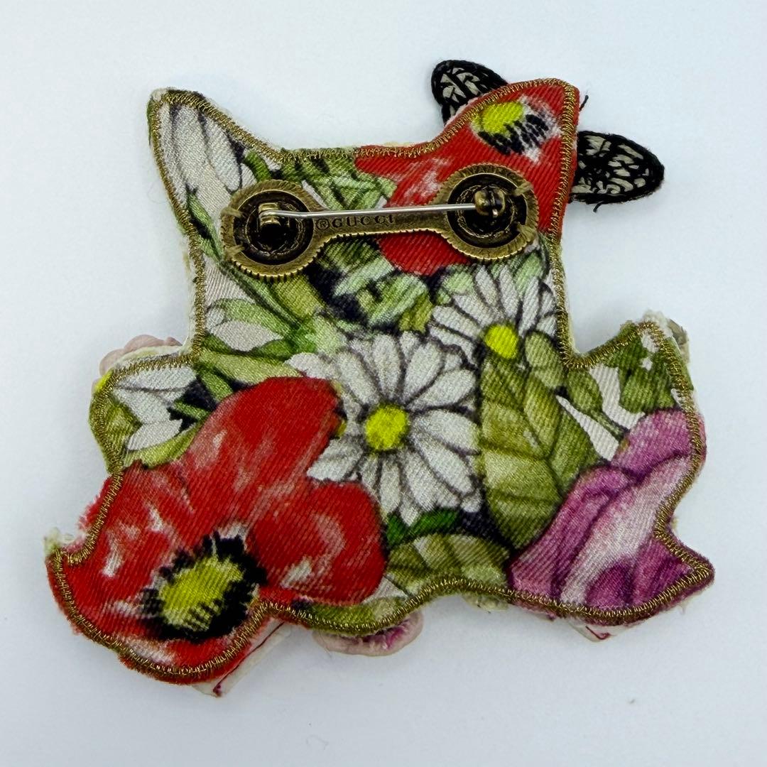 GUCCI ヒグチユウコ ブローチ レア 刺繍ブローチ コサージュ グッチ