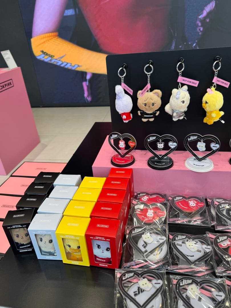 【ソウルポップアップ限定】BLACKPINK キーホルダー　jump 4体セット