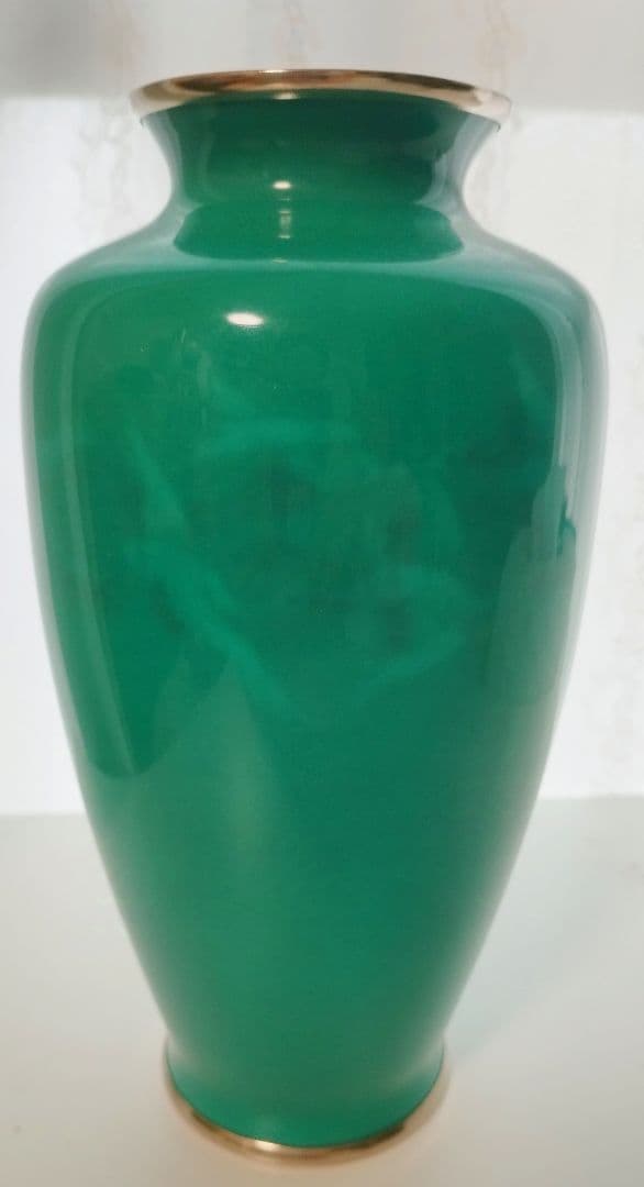 【希少】七宝焼 翡翠 花瓶 鶴 共箱 台座付き 美品 希少】七宝焼 翡翠 花瓶 鶴 共箱 台座付き 美品