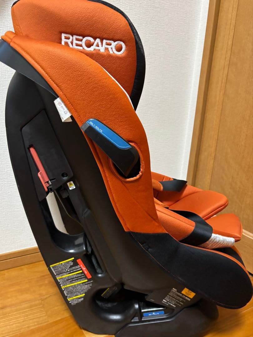 RECARO 車用チャイルドシート オレンジ/ブラック