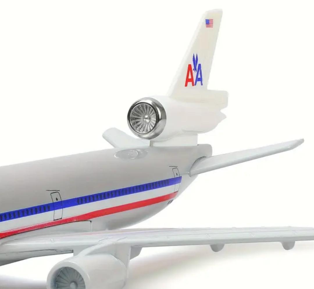 American Airlines MD-11 貨物機モデル 1/300スケール