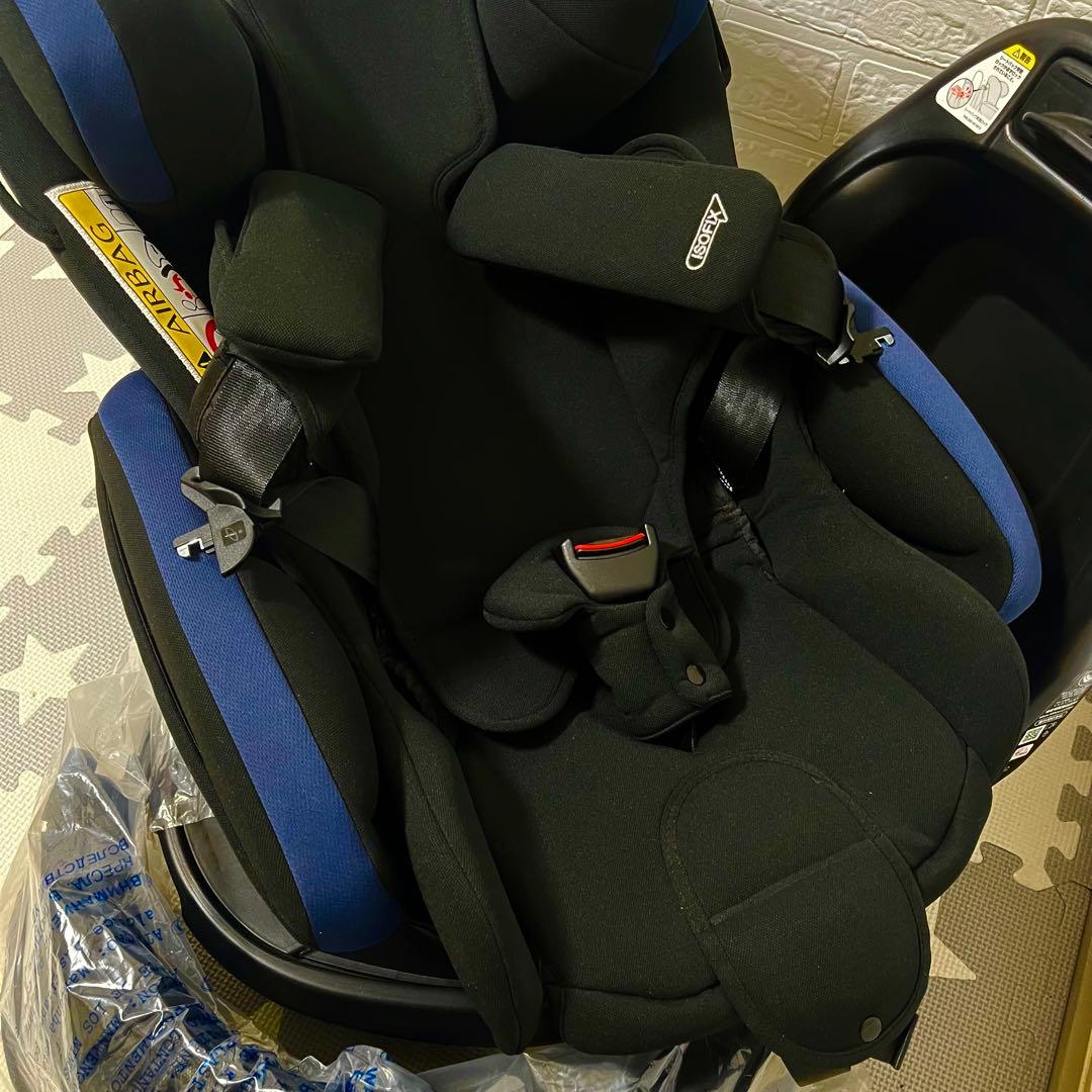 ☆ほぼ新品☆アップリカ☆チャイルドシート☆フラディアプラスプレミアムisofix