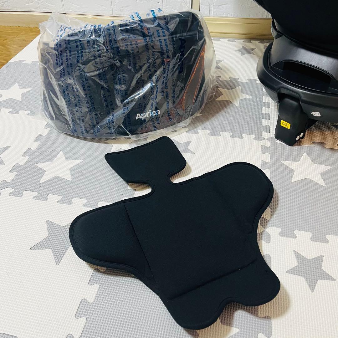 ☆ほぼ新品☆アップリカ☆チャイルドシート☆フラディアプラスプレミアムisofix