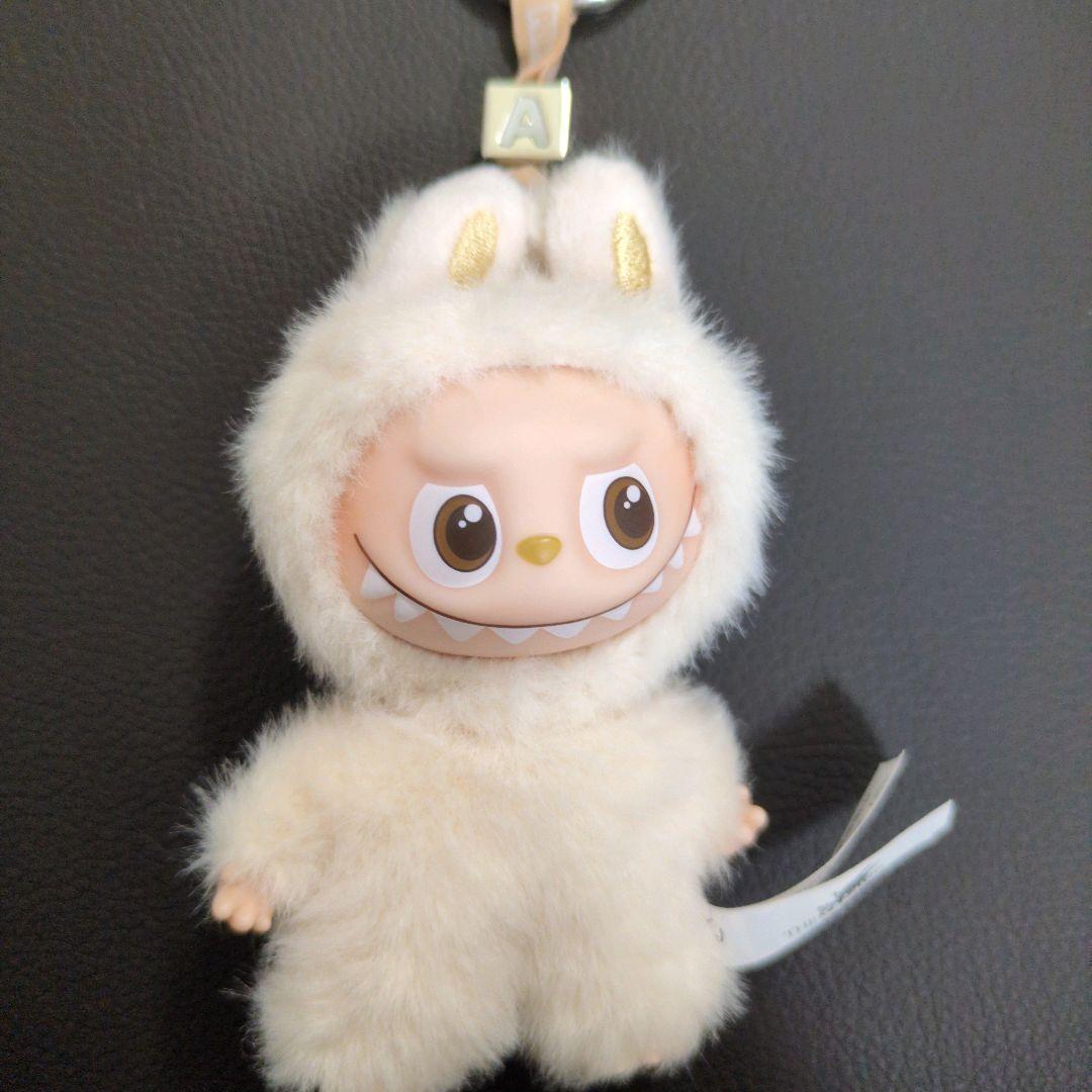 【t】正規品 ラブブ PIN FOR LOVE イニシャル A+M