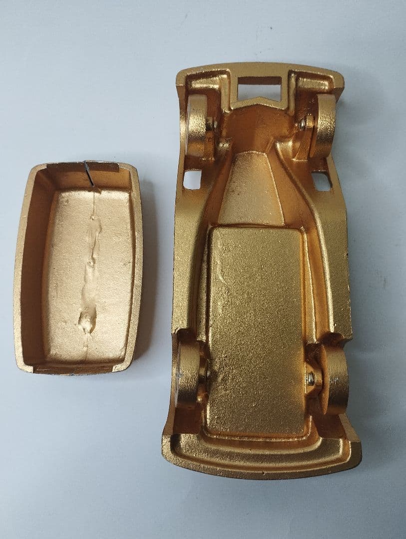 アンティーク調 ゴールドレトロカー 記念モデル 小物入れ（1920–2000)