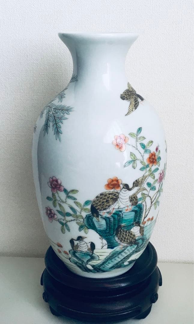 清朝乾隆宮廷琺琅彩竹菊鹌鹑图瓶 稀少芸術珍品 （上海博物館監製）