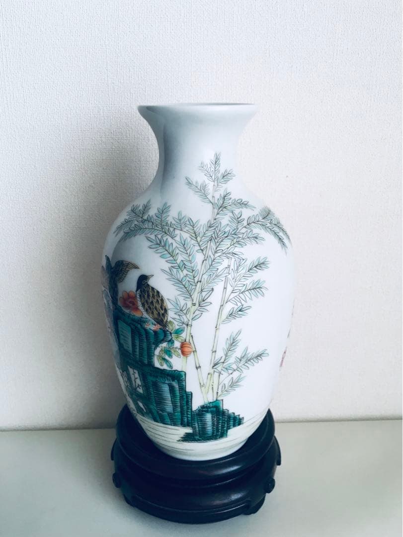 清朝乾隆宮廷琺琅彩竹菊鹌鹑图瓶 稀少芸術珍品 （上海博物館監製）