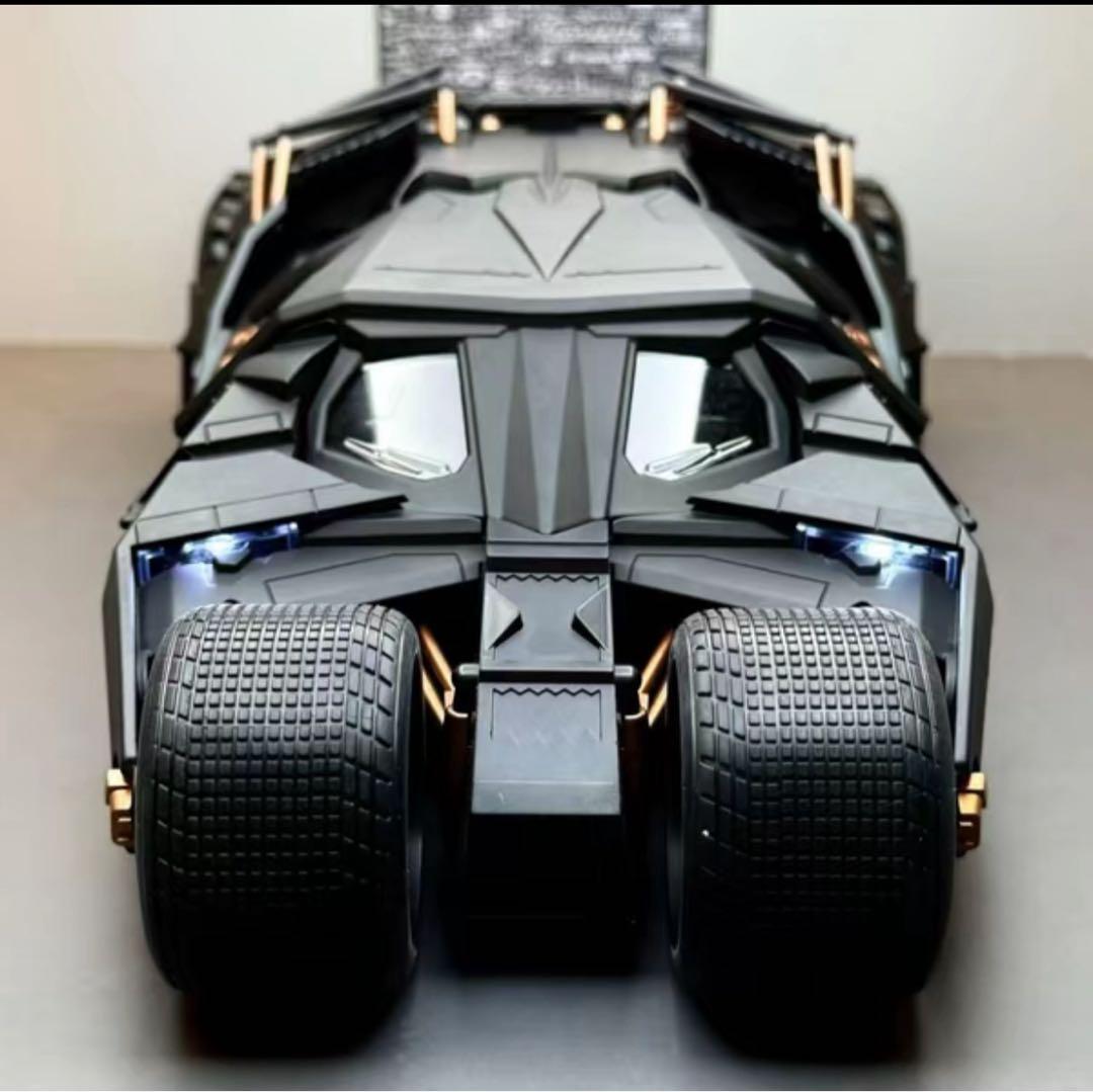 1/18 バットモービル バットマン ビギンズ 合金車 ミニカー