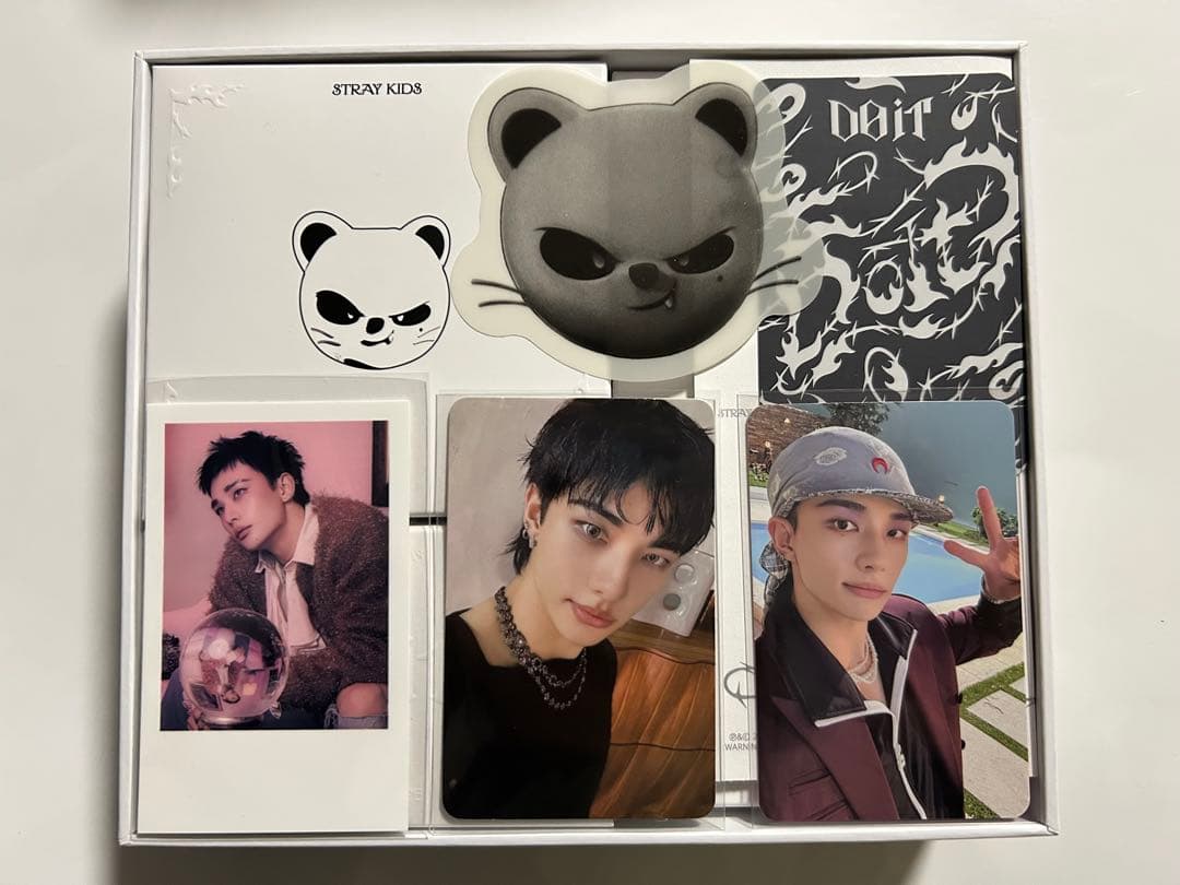 ジニレット ヒョンジン スピーカー EVIL straykids skzoo - メルカリ