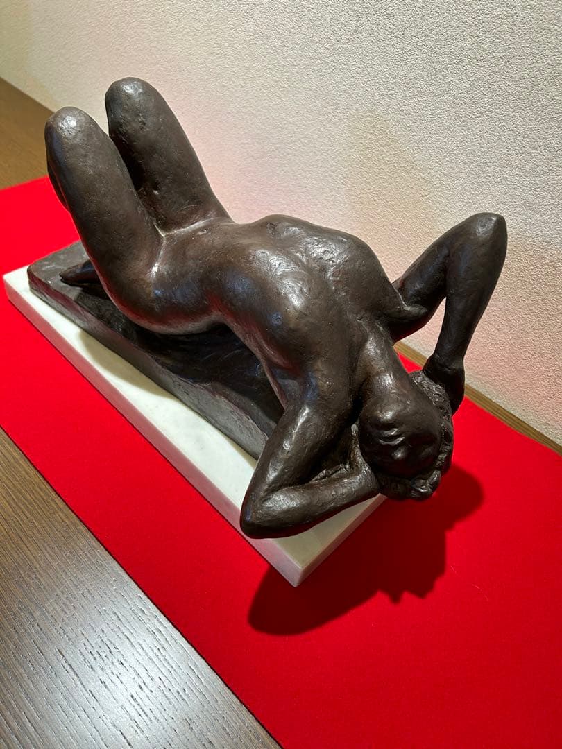 上品な雰囲気のブロンズ像（置物、オブジェ、女性像、箱なし 銅像 葡萄