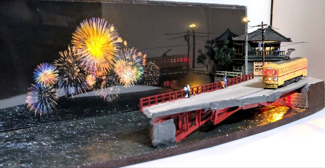 ジ*番様 Nゲージ・情景ジオラマ【橋から眺める花火…】
