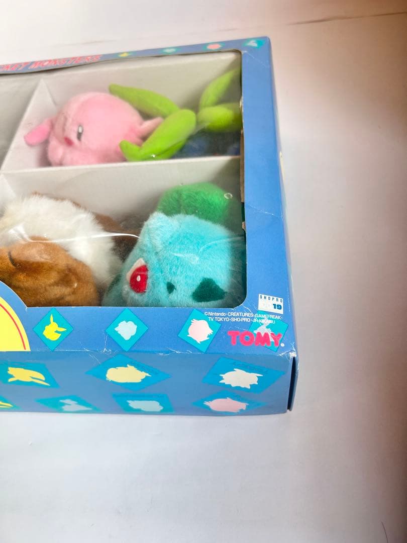 水*色様 (初期限定) TOMY ポケモン ぬいぐるみ ギフトボックス 8体セッ