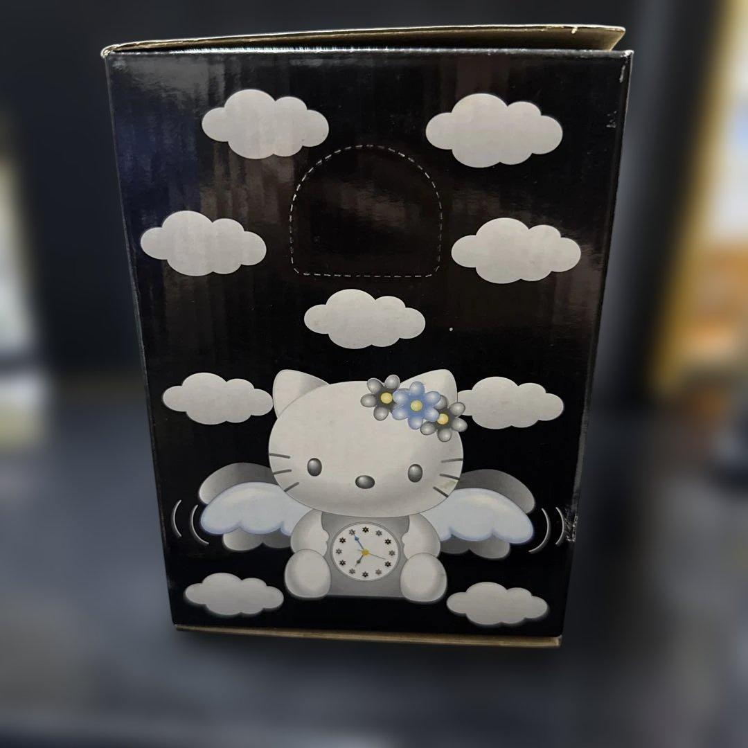 ハローキティパタパタウィングクロック 置時計