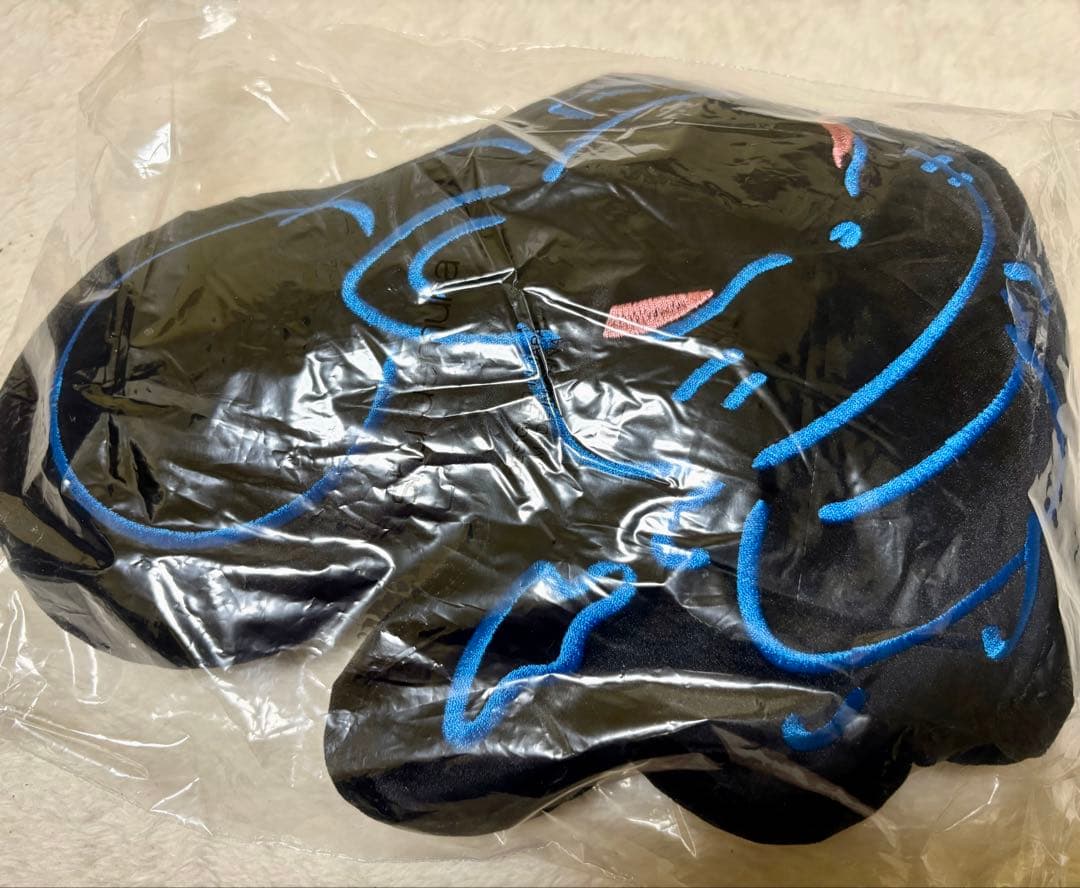 シュウウエムラ　ファイナルファンタジー　モーグリクッション