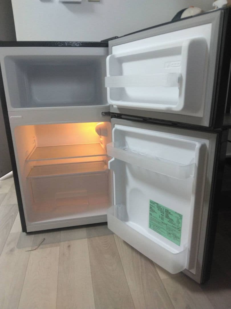 ブラック冷蔵庫 コンパクトタイプ