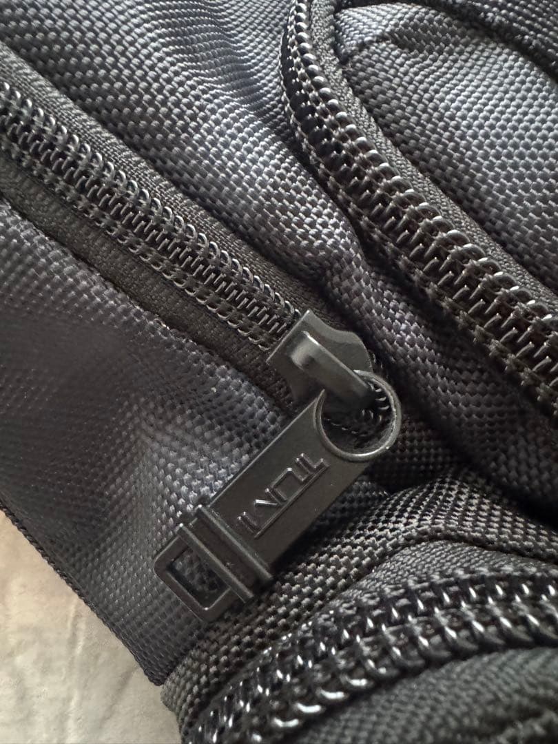 TUMI 迷彩柄 ビジネスバッグ