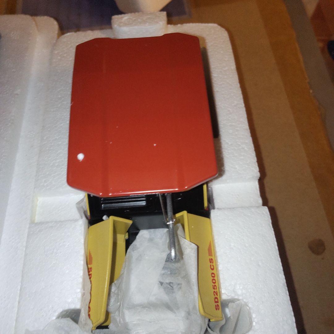 UDトラックス　クオンダンプカー　DYNAPAC  SD2500CS  2セット