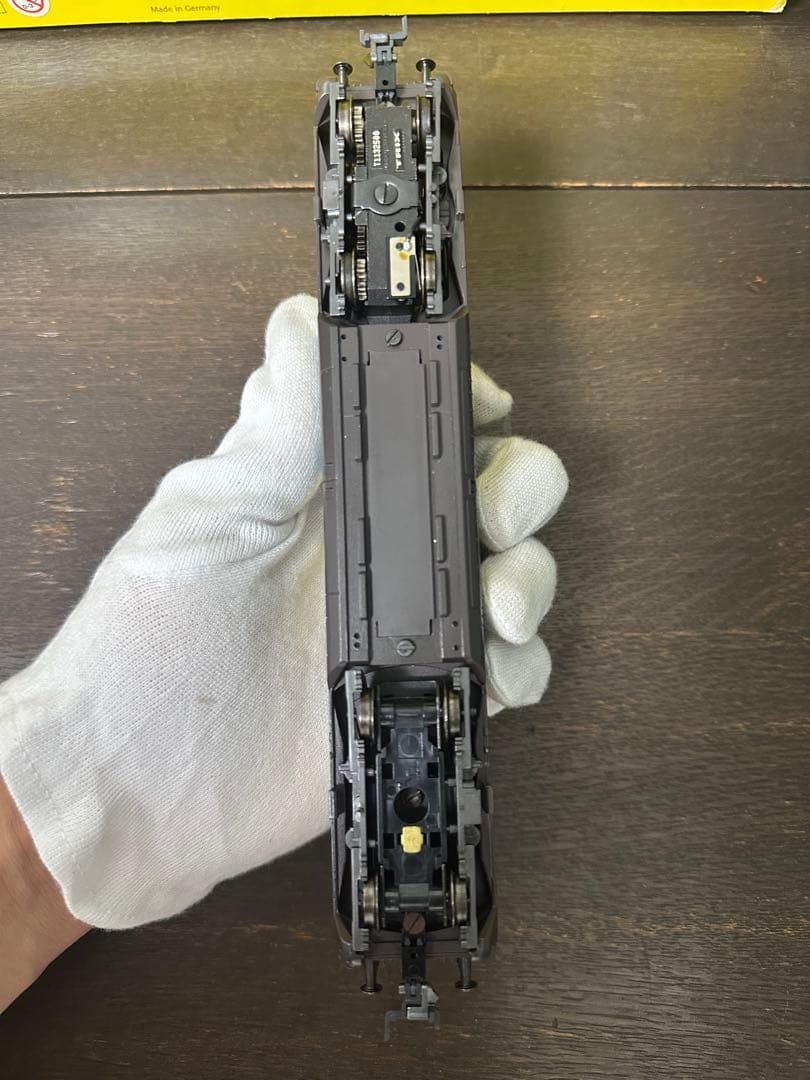 TRIX HOスケール BR221ディーゼル機関車 / DB 221 118-3